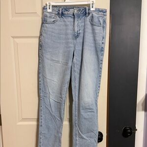 American Eagle Outfitters Light Blue strigid Jeans